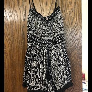 Black and white printed romper